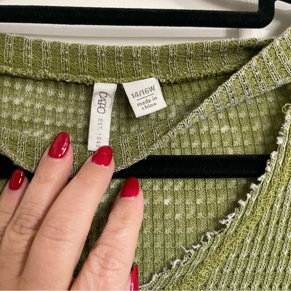 Cato Olive Ribbed Knit Top Size 14/16 - Picture 3 of 10